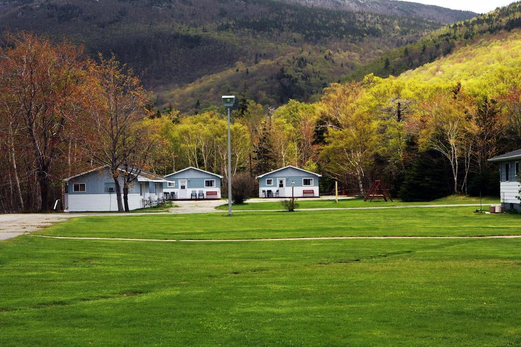 Mountain View Motel & Cottages Pleasant Bay Exterior photo