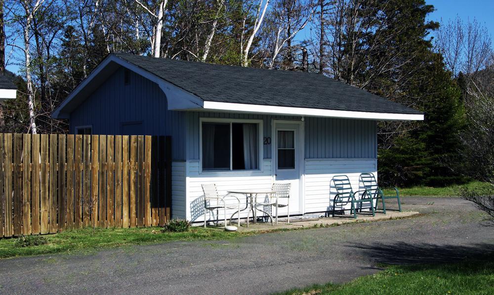 Mountain View Motel & Cottages Pleasant Bay Exterior photo