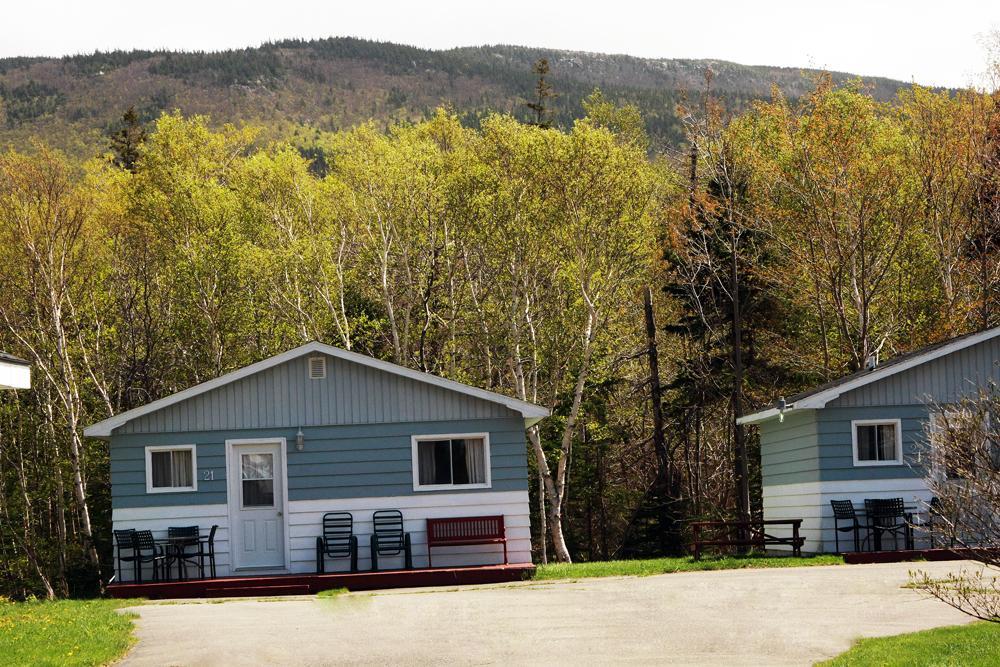 Mountain View Motel & Cottages Pleasant Bay Exterior photo